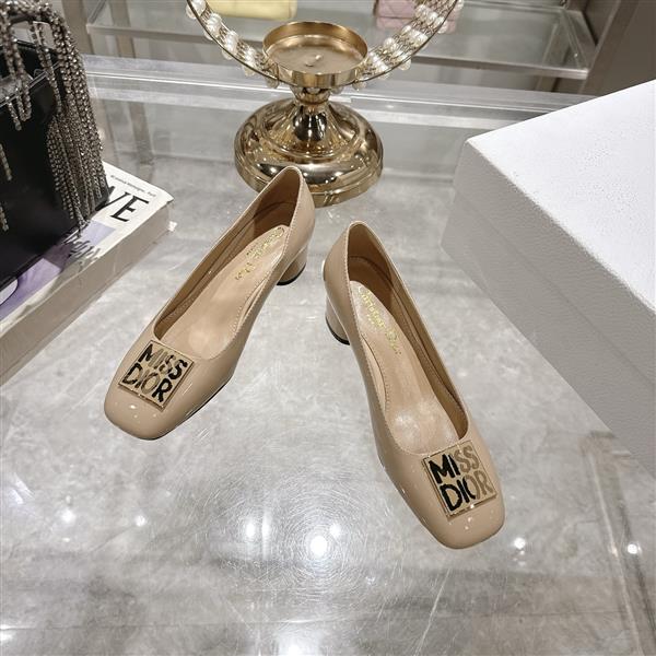 20251127171540532 270